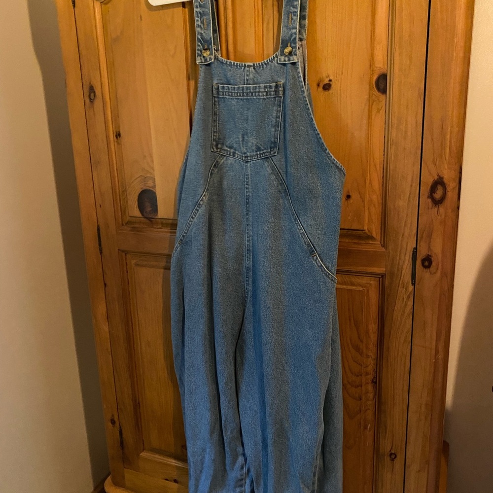 THE OVERSIZED DENIM DUNGAREE - WOMEN'S